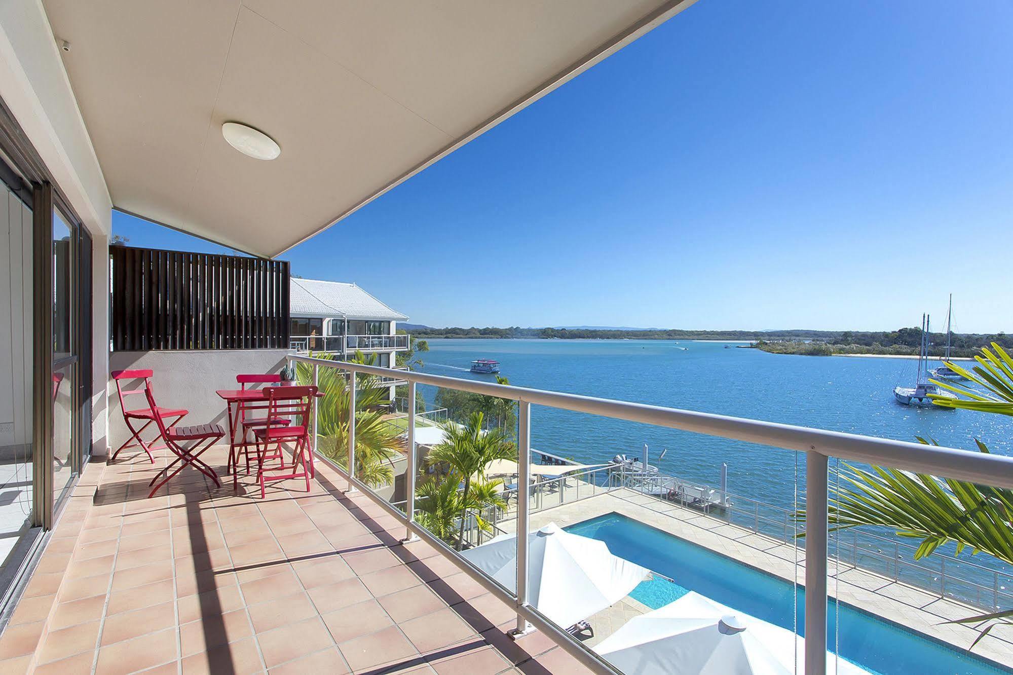 Noosa Shores Resort Exterior photo